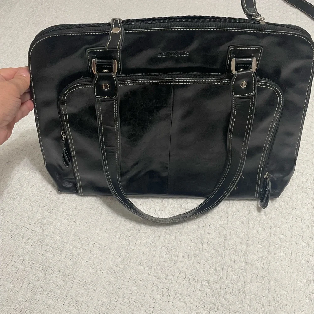 Samsonite stylish black